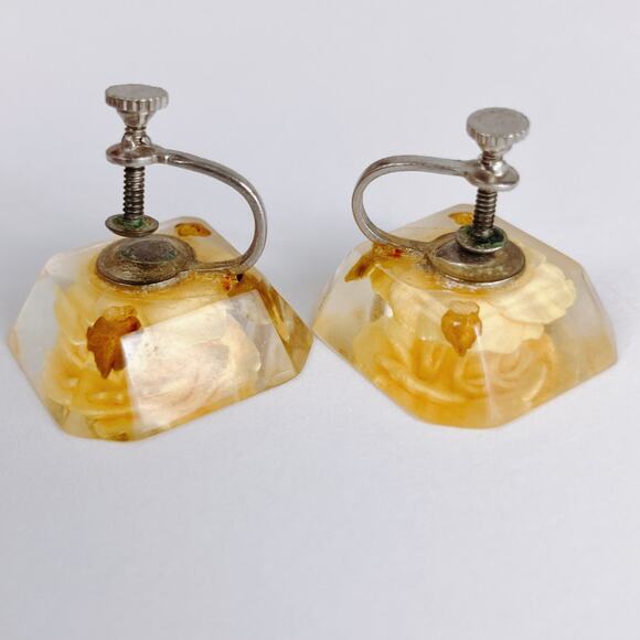 VTG Mid Century Earrings Lucite Embedded Rose Yellow Screw Back Floral - Picture 9 of 13
